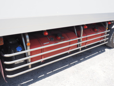 いすゞ ギガ 冷凍バン 大型 QPG-CYJ77B 年式 H29 [写真14]