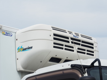 いすゞ フォワード 冷凍バン 中型 TKG-FRR90S2 年式 H26 [写真08]