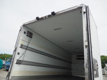 いすゞ フォワード 冷凍バン 中型 TKG-FRR90S2 年式 H26 [写真14]