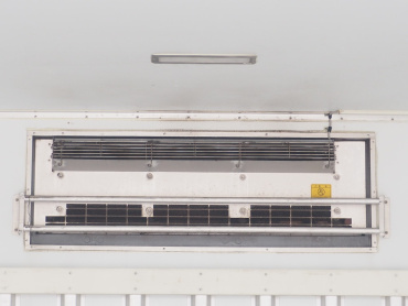 いすゞ フォワード 冷凍バン 中型 TKG-FRR90S2 年式 H26 [写真18]