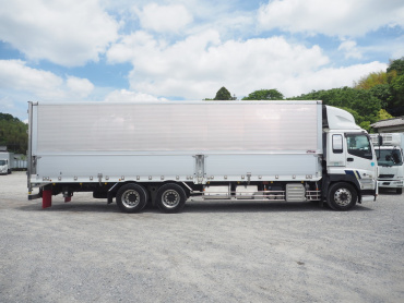 いすゞ ギガ ウイング車 大型 LKG-CYL77A 年式 H24[写真09]