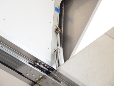 日野 プロフィア ウイング車 大型 QPG-FW1EXEG 年式 H27 [写真12]