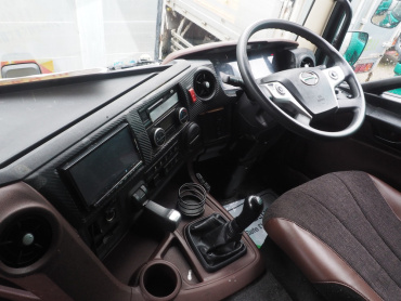 日野 プロフィア ウイング車 大型 2DG-FW1AHG 年式 H29 [写真30]