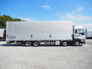 いすゞ ギガ ウイング車 大型 QKG-CYJ77A 年式 H28[写真08]