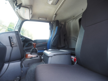 いすゞ ギガ ウイング車 大型 QPG-CYJ77B 年式 H28 [写真41]