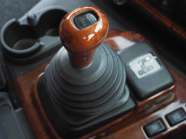 いすゞ ギガ ウイング車 大型 QPG-CYJ77B 年式 H28 [写真36]