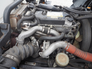 いすゞ フォワード 冷凍バン 中型 TKG-FRR90T2 年式 H26 [写真37]