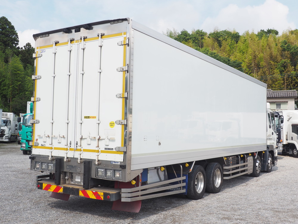 いすゞ ギガ 冷凍バン 大型 QKG-CYJ77AA 年式 H27[写真04]