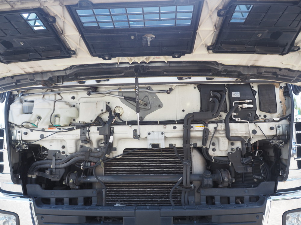 いすゞ ギガ 冷凍バン 大型 QKG-CYJ77AA 年式 H27[写真38]