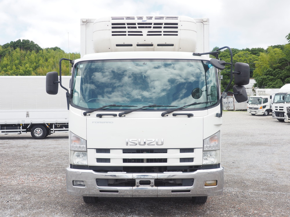 いすゞ フォワード 冷凍バン 中型 TKG-FRR90T2 年式 H26[写真02]