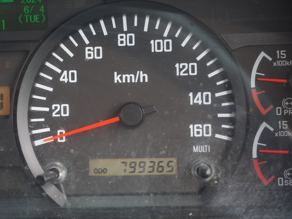 いすゞ フォワード 冷凍バン 中型 TKG-FRR90T2 年式 H26[写真32]