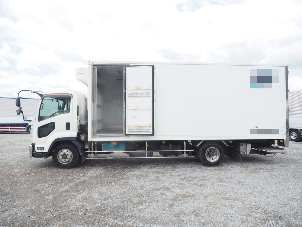 いすゞ フォワード 冷凍バン 中型 TKG-FRR90T2 年式 H26[写真11]