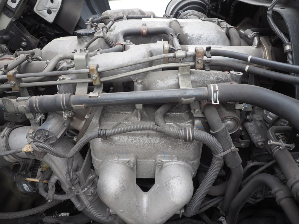 いすゞ ギガ ウイング車 大型 QKG-CYJ77A 年式 H27[写真46]