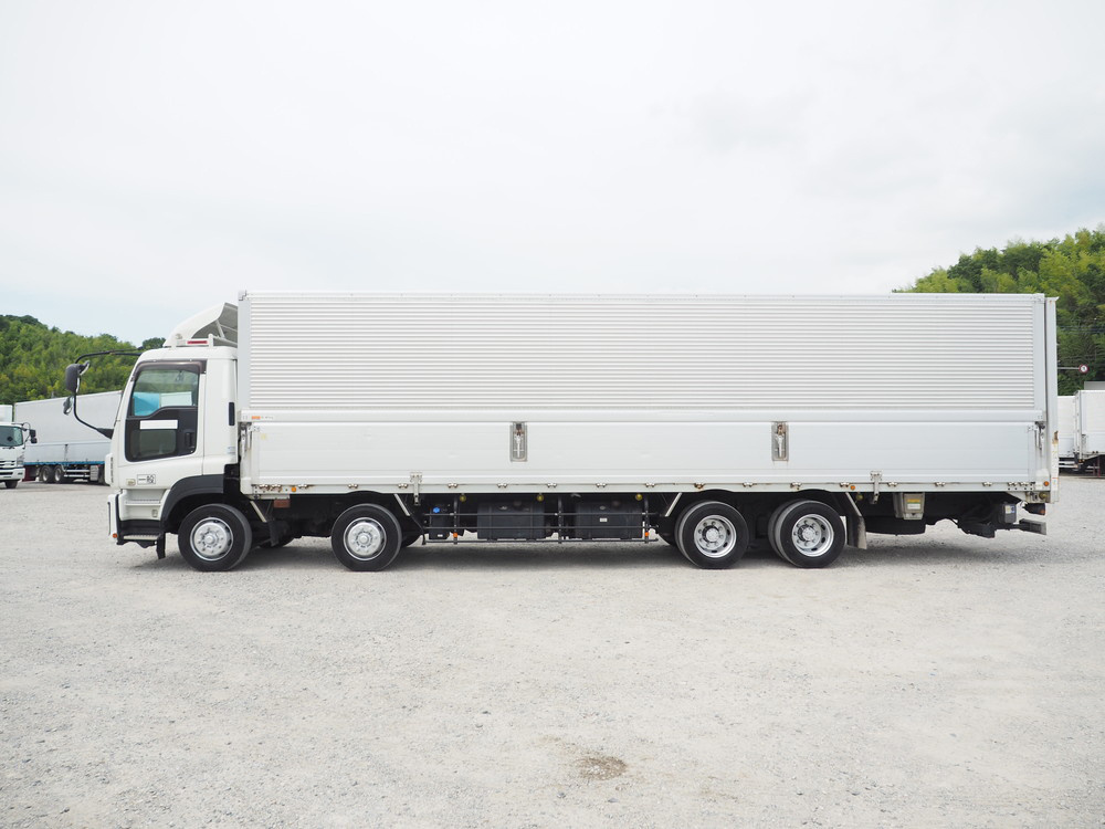 いすゞ ギガ ウイング車 大型 QKG-CYJ77A 年式 H27[写真13]