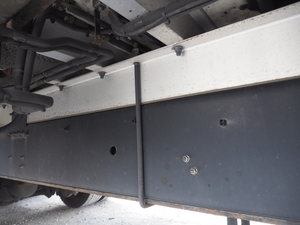 いすゞ ギガ 冷凍バン 大型 2KG-CYY77CY 年式 H30[写真40]