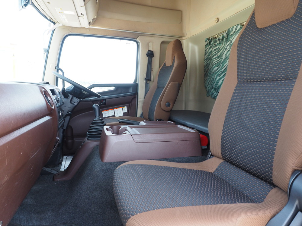 日野 レンジャー ウイング車 中型 2PG-FD2ABG 年式 H30[写真39]