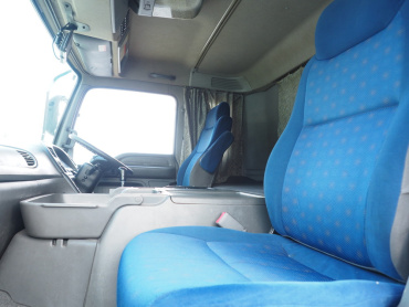 いすゞ ギガ 冷凍バン 大型 QKG-CYJ77AA 年式 H27 [写真29]