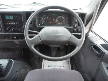 いすゞ フォワード 冷凍バン 中型 TKG-FRR90T2 年式 H26 [写真24]