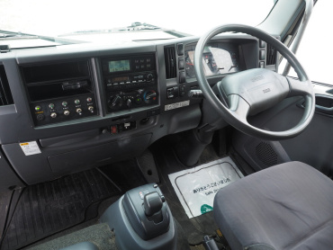 いすゞ フォワード 冷凍バン 中型 TKG-FRR90T2 年式 H26 [写真25]