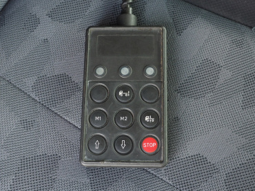 UDトラックス クオン 冷凍ウイング 大型 QKG-CD5ZA 年式 H25[写真42]