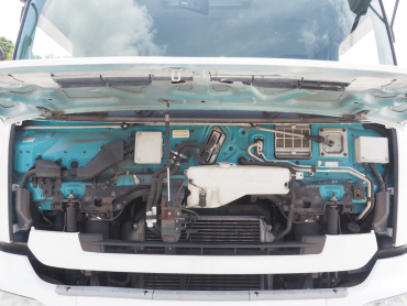 UDトラックス クオン 冷凍ウイング 大型 QKG-CD5ZA 年式 H25[写真51]