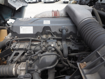 UDトラックス クオン 冷凍ウイング 大型 QKG-CD5ZA 年式 H25[写真53]