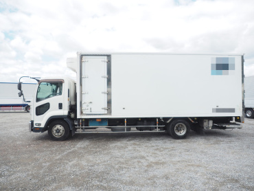 いすゞ フォワード 冷凍バン 中型 TKG-FRR90T2 年式 H26 [写真10]