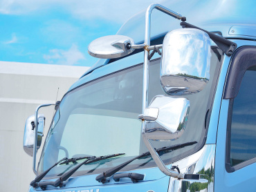 いすゞ ギガ ウイング車 大型 QPG-CYJ77B 年式 H28[写真09]