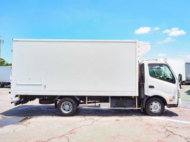 日野 デュトロ 冷凍バン 小型 TKG-XZU712M 年式 H29[写真07]