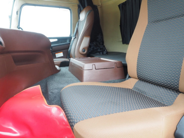 日野 プロフィア ウイング車 大型 2DG-FW1AHG 年式 R1[写真38]