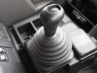 いすゞ ギガ ウイング車 大型 QKG-CYJ77A 年式 H27 [写真34]