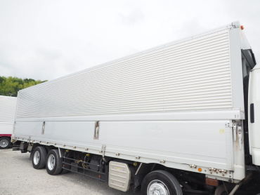 いすゞ ギガ ウイング車 大型 QKG-CYJ77A 年式 H27 [写真09]