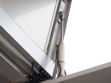 いすゞ ギガ ウイング車 大型 QKG-CYJ77A 年式 H27 [写真17]