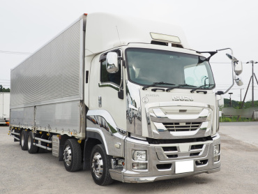 いすゞ ギガ ウイング車 大型 QKG-CYJ77B 年式 H28[写真04]