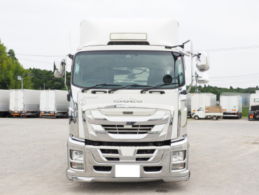 いすゞ ギガ ウイング車 大型 QKG-CYJ77B 年式 H28[写真03]