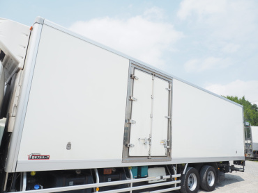 いすゞ ギガ 冷凍バン 大型 2KG-CYY77CY 年式 H30 [写真11]