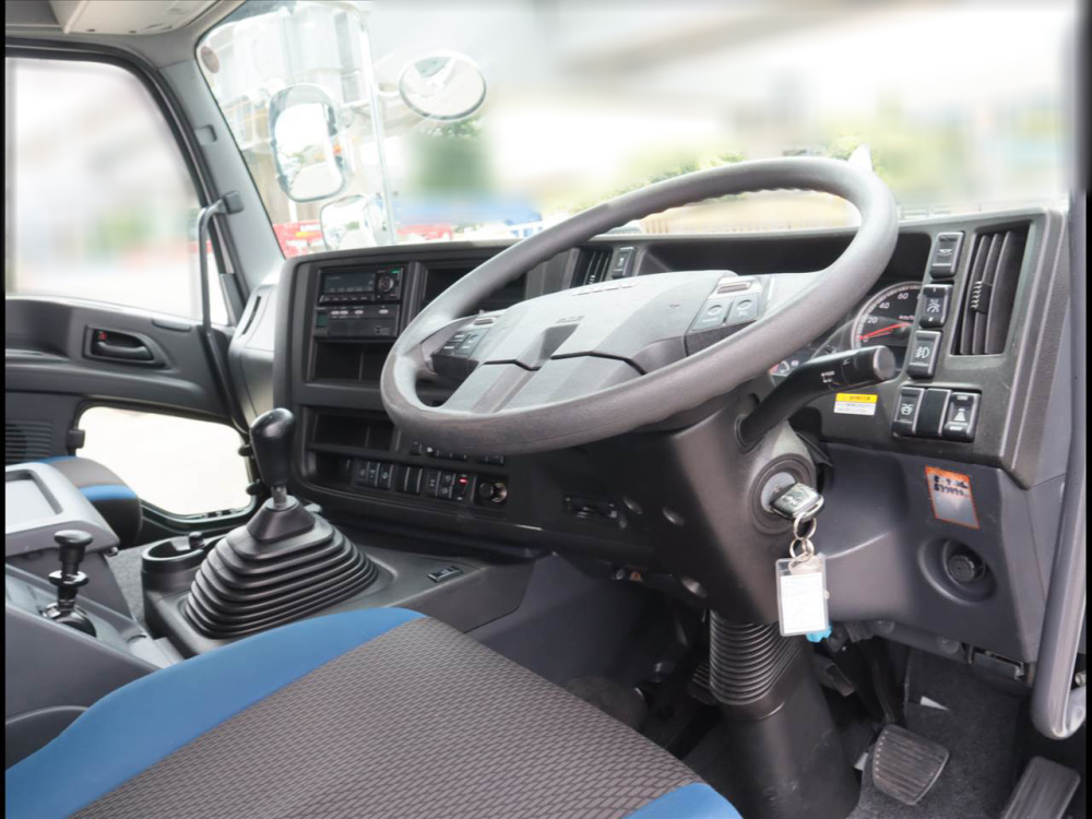 いすゞ ギガ ウイング車 大型 2PG-CYJ77C 年式 R2[写真16]