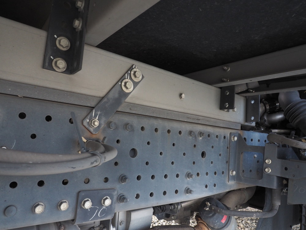 いすゞ エルフ 冷凍バン 小型 TPG-NPR85AN 年式 H30[写真28]