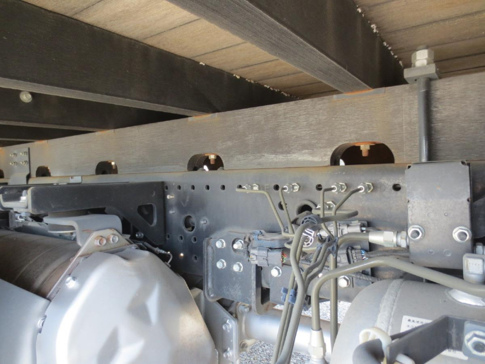 いすゞ フォワード 平ボディ 中型 2RG-FRR90T2 年式 H30[写真12]