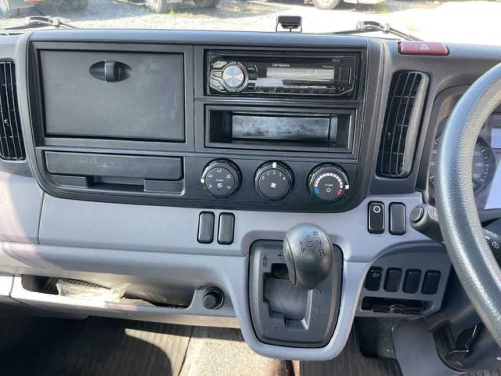 三菱ふそう キャンター 平ボディ 小型 TKG-FEA20 年式 H25[写真13]