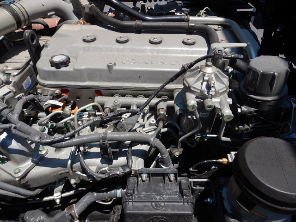 日野 プロフィア ウイング車 大型 2DG-FW1AHC 年式 R6[写真23]