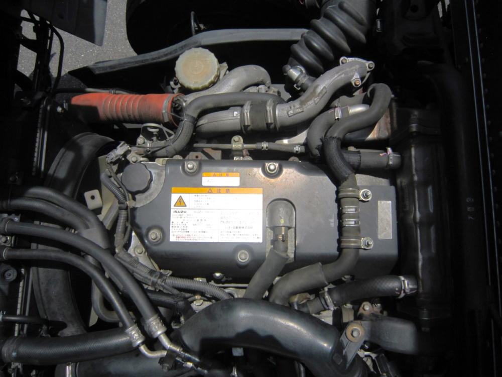 いすゞ フォワード バン車 中型 TKG-FRR90S2 年式 H28[写真18]