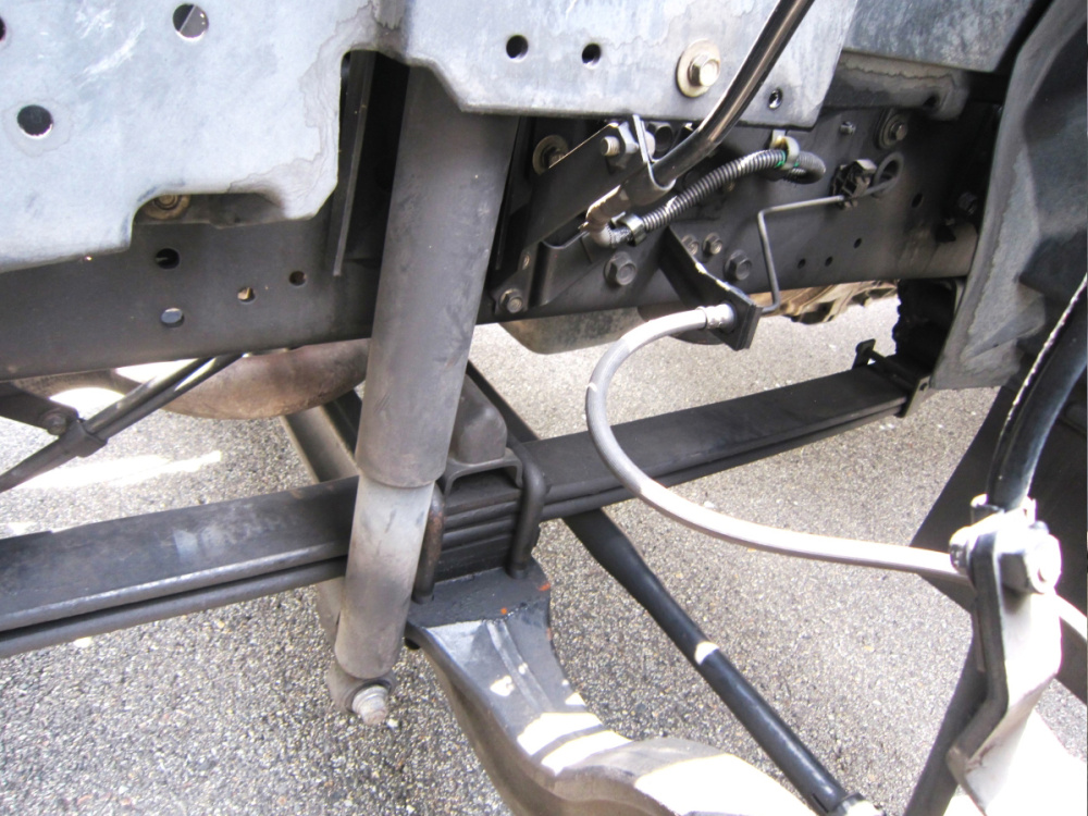 いすゞ フォワード バン車 中型 TKG-FRR90S2 年式 H28[写真12]