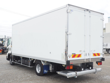 いすゞ フォワード 冷凍バン 中型 2RG-FRR90T2 年式 R1 [写真06]