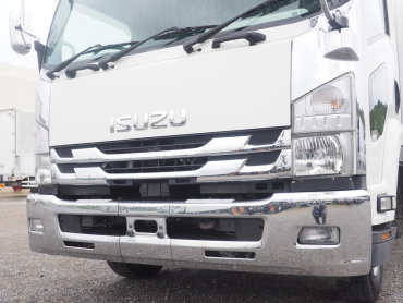 いすゞ フォワード 冷凍バン 中型 2RG-FRR90T2 年式 R1 [写真08]