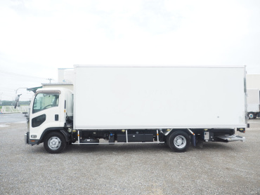 いすゞ フォワード 冷凍バン 中型 2RG-FRR90T2 年式 R1 [写真11]