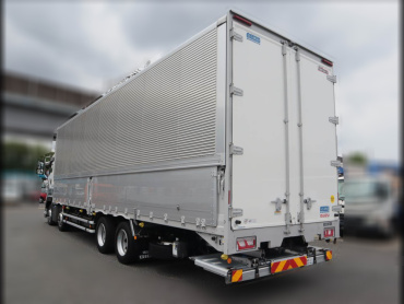 いすゞ ギガ ウイング車 大型 2PG-CYJ77C 年式 R2 [写真05]