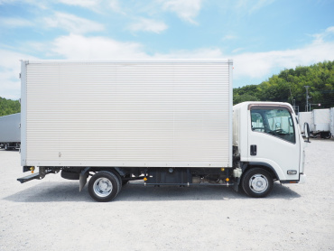いすゞ エルフ バン車 小型 TRG-NLR85AN 年式 H28[写真09]