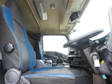 いすゞ ギガ ウイング車 大型 QPG-CYJ77B 年式 H28 [写真26]