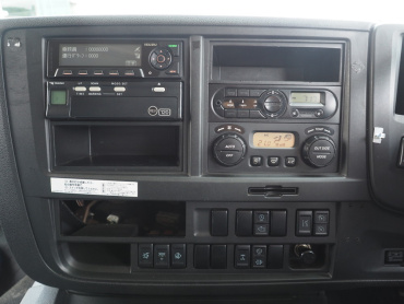 いすゞ ギガ ウイング車 大型 QPG-CYJ77B 年式 H28 [写真28]